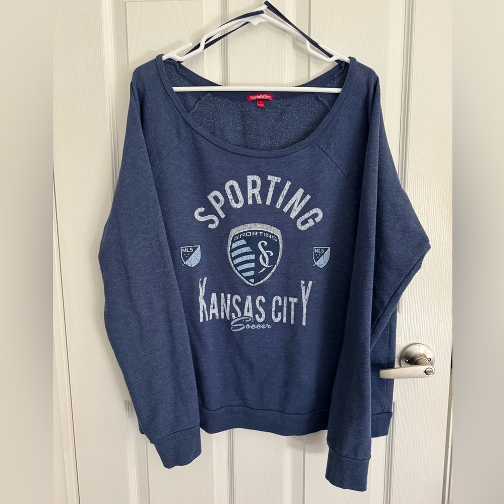 Mitchell & Ness Sporting KC Women’s Wide Neck Sweatshirt, Size L, Blue